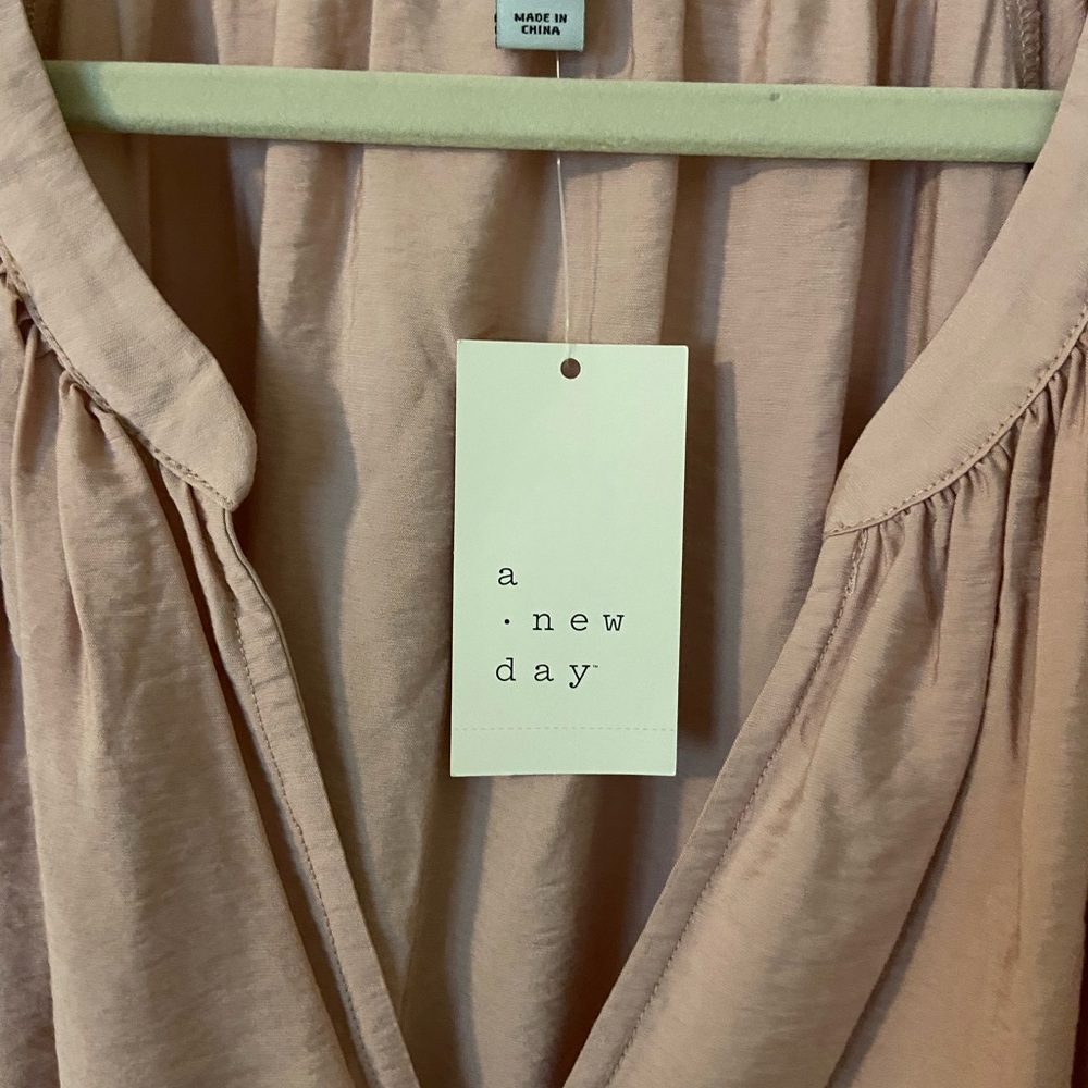 A New Day Blush Colored Long Sleeve Tiered Chiffon Flowing Maxi Dress 2X NWT - Picture 9 of 12